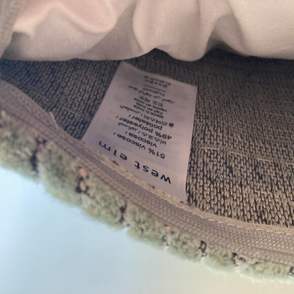 WEST ELM Geo Facet Velvet Pillow Cover, Eucalyptus, 20"x20" - Picture 9 of 9